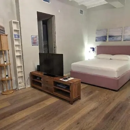 Ticinese Apartment *