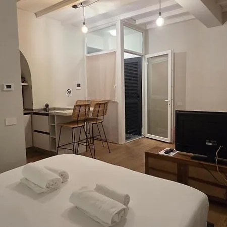 Ticinese Apartment Milan