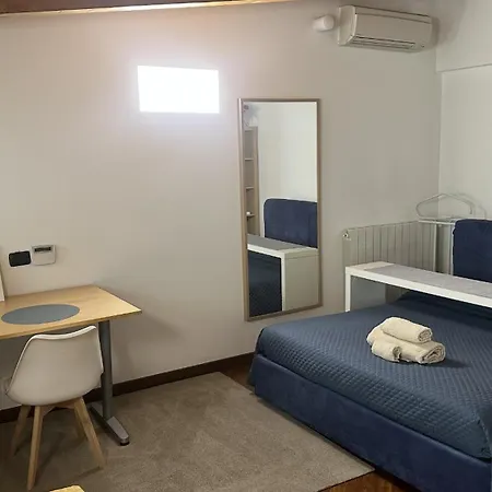 Casa Di Chloe - A Pochi Passi Dai Navigli Bocconi-naba-iulm -raggiungile Il Duomo A Piedi Apartment