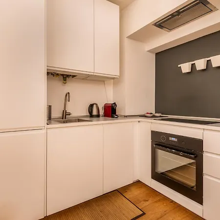 Cozy - Bocconi & Center *