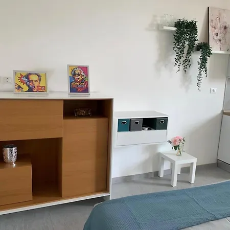 Centre - Stylish Flat Porta Venezia - Fast Wifi, Ac, Metro * Milan