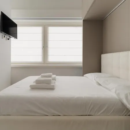 Apartment Guesthost - Cozy Flat In Darsena Close To Navigli *