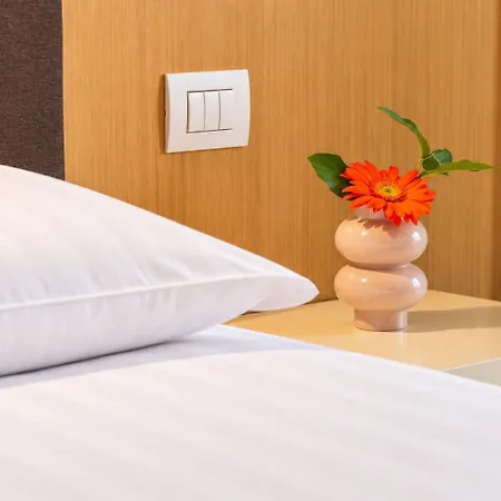 Giax Tower Residences - Pool, & Gym - Multiple For Families & Groups - 15 Min From Duomo Apartment Milan