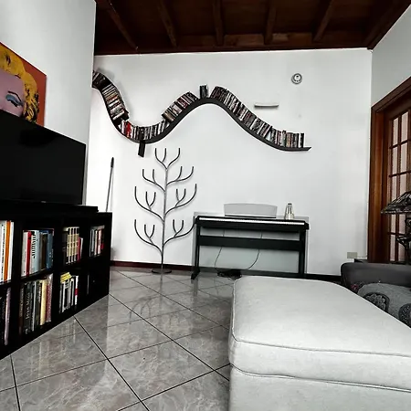 Casa De Sanctis Navigli