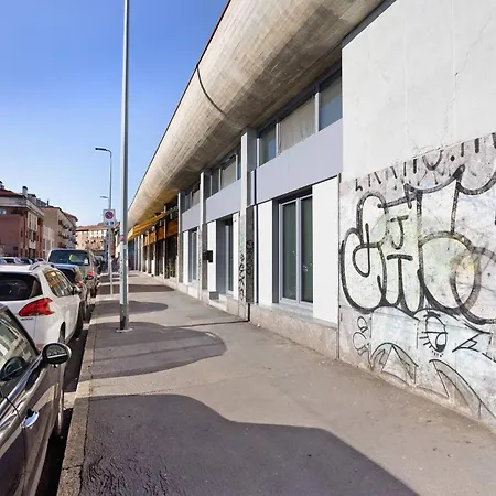 Apartment Modern Navigli Milan