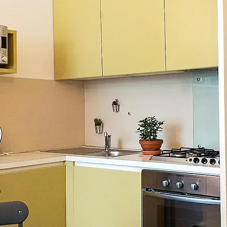 Comfortable Flat 15 Minutes Walk From Duomo Milan
