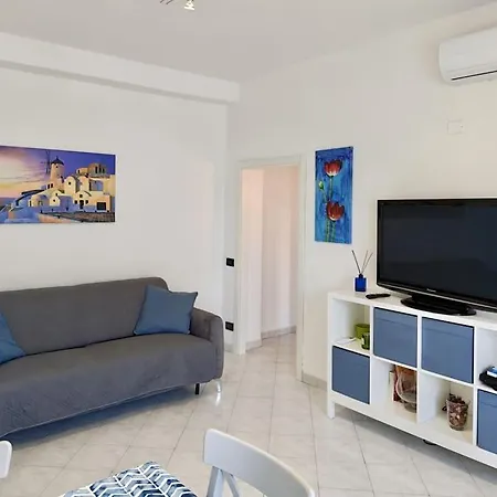 Arena Mecenate House *