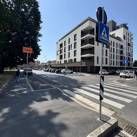 Apartamento Luxury - Metropolitana M4- San Babila -stadio San Siro - Duomo - Aeroporto Linate - Castello Sforzesco *