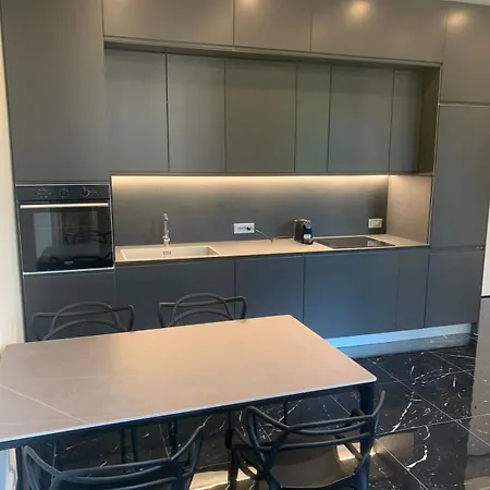 Design Porta Nuova-breakfast Included Apartment *