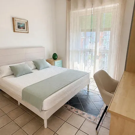 Apartament Bright 2-bedroom With Balconies Near San Raffaele Hospital Mediolan