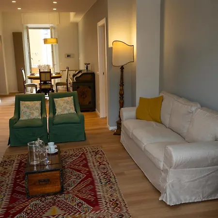 Apartament Seven Host Mediolan