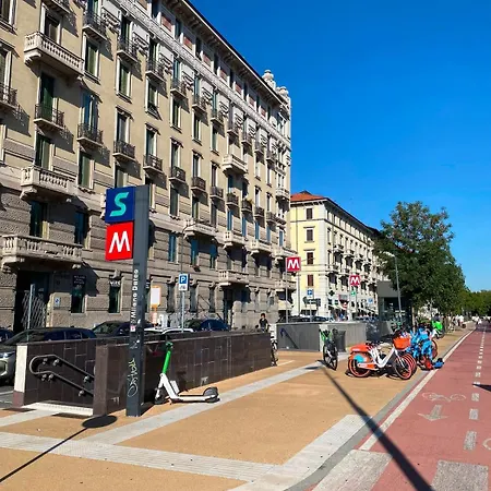 Luxurious And Spacious Near The Metro Mediolan