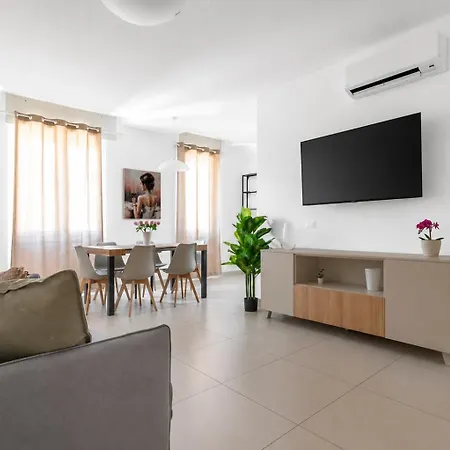 Apartament Imbonati Urban - Garage Privato- 3 Min Dalla Metro -10 Min Duomo