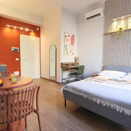 Apartament Luma - 2 Steps Metro - Duomo&linate Direct - Ac - Balcony Mediolan