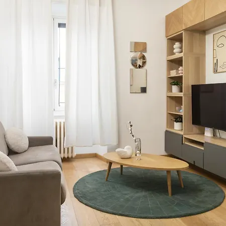Chic Retreat - 2 Bedrooms & 2 Bathrooms Apartament