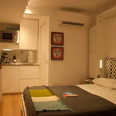 Apartment Tiny Between Duomo And La Scala