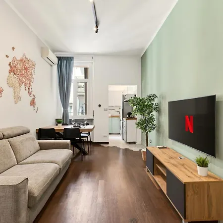 Apartament Duomo 15 Min - Balcony - Ac - No Lift *