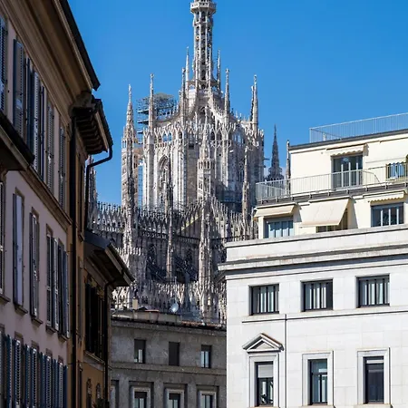 Apartament The Charm Of Old - Historic Palazzo With Duomo View Mediolan