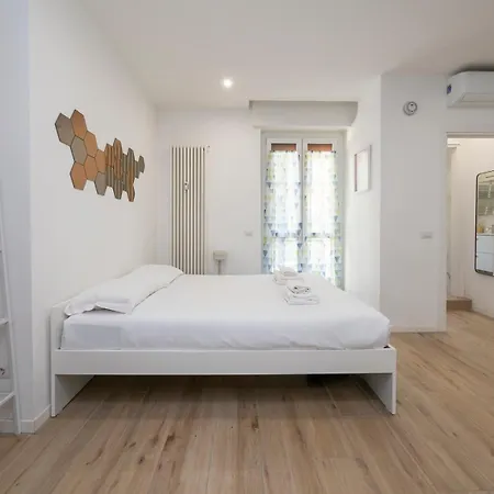 Cozy - Tortona, Navigli&m4 Mediolan