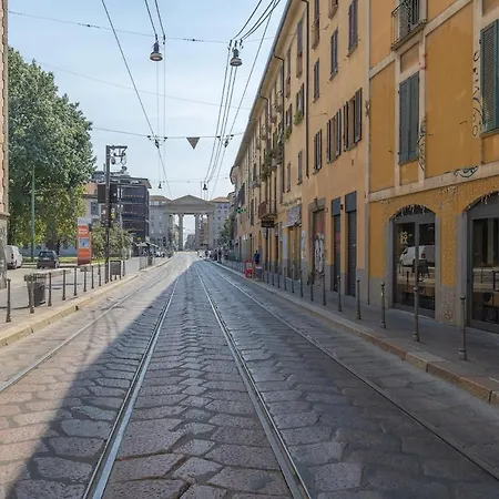 Ticinese - Near Navigli - Corso Ticinese Apartament