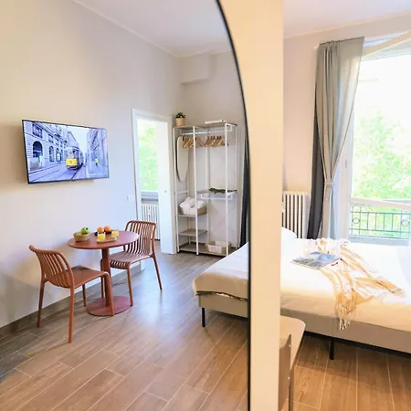 Luma - 2 Steps Metro - Duomo&linate Direct - Ac - Balcony Apartament *