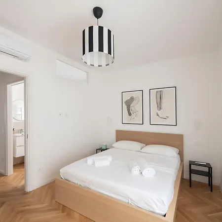 Cenisio Corso Sempione Moderno Bilocale Apartament *