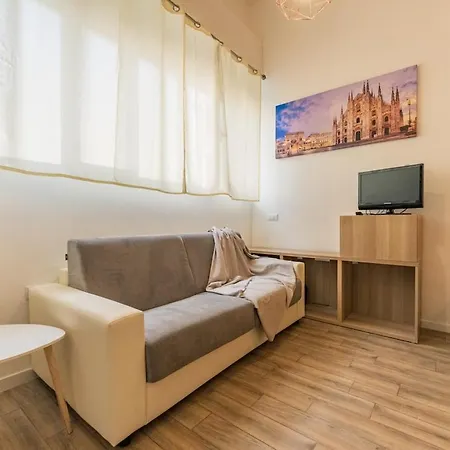 Loft With Mezzanine In Baggio By Thinah Apartament *