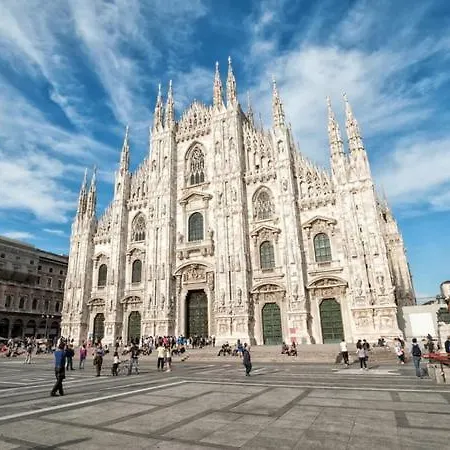 Luce - Le Dimore Del Duomo Milan