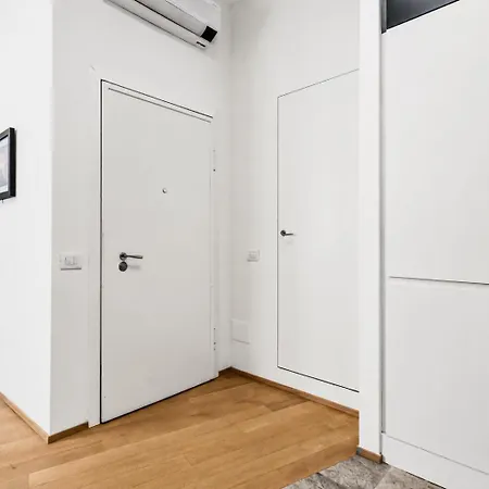 Art Domus 02 - Figini Pollini Apartament *