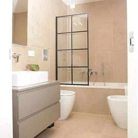 Appartement 15 Min From Duomo- Metro A 2 Min Private Garden Milan