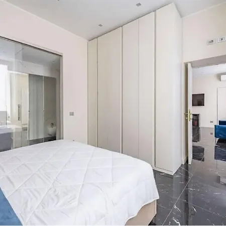 Design Porta Nuova-breakfast Included * Milan