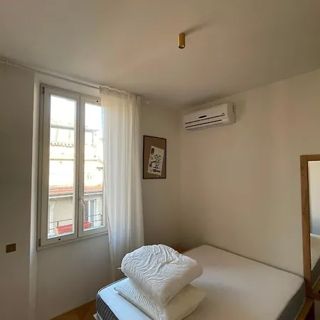 Atelier Lapessigna Apartment