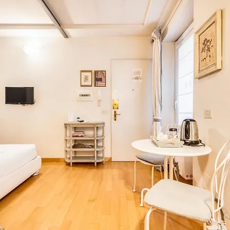 Appartement A Due Passi Dal Duomo Via Torino 2 Pax *
