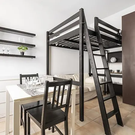 Apartment An Oasis Of Comfort And Relaxation In The Heart Of Mailand