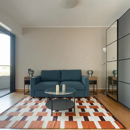 Guesthost - Traiano Comfy And Bright * Mediolan