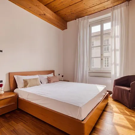 The Charm Of Old - Historic Palazzo With Duomo View *