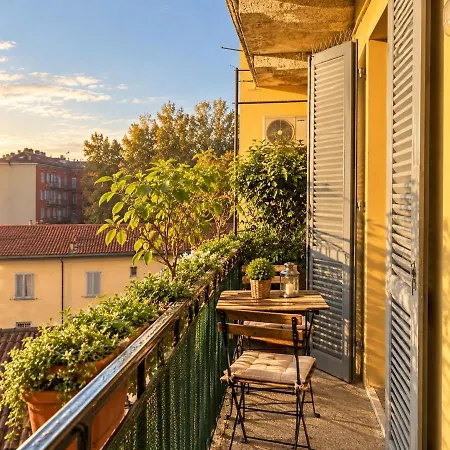 Apartament In The Heart Of Navigli Mediolan