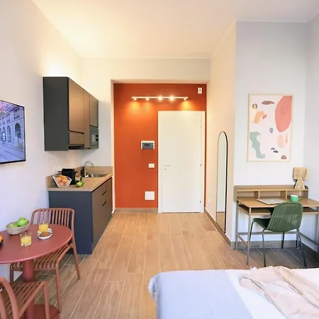Apartament Luma - 2 Steps Metro - Duomo&linate Direct - Ac - Balcony Mediolan