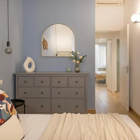 Chic Retreat - 2 Bedrooms & 2 Bathrooms * Mediolan