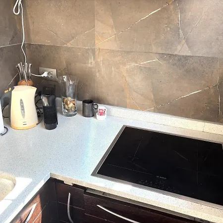 Apartament Design 50 Meters From Metro 1 *