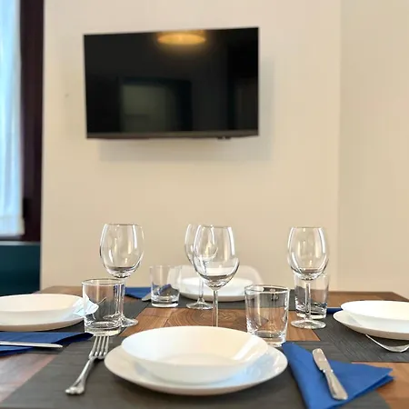 La Casa Di Mina Apartament *