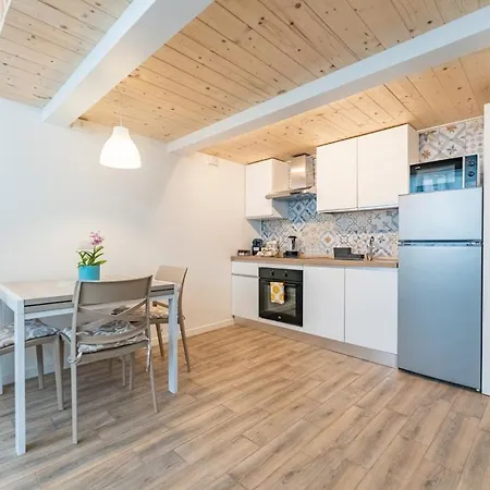 Loft With Mezzanine In Baggio By Thinah Apartament