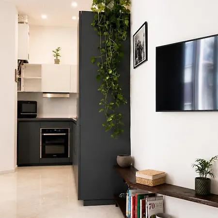 Apartament Lemila Isola Milano, Tranquillita, Posizione In Quartiere Vivace *