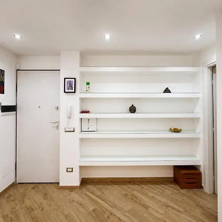 Linate Airport Apartment