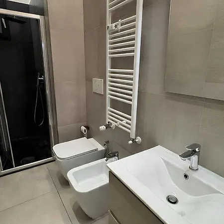 Apartament Modern Design - Near Metro & Center Mediolan
