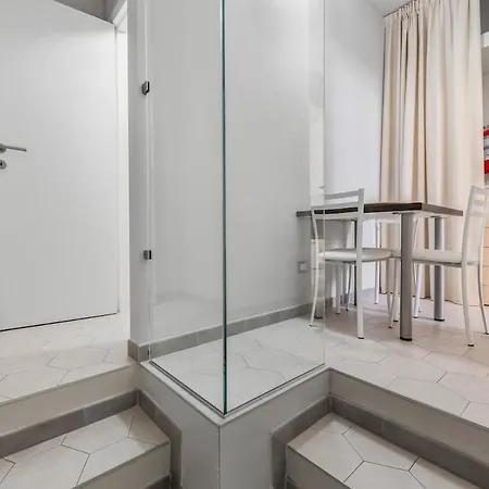 Ticinese - Near Navigli - Corso Ticinese Apartament