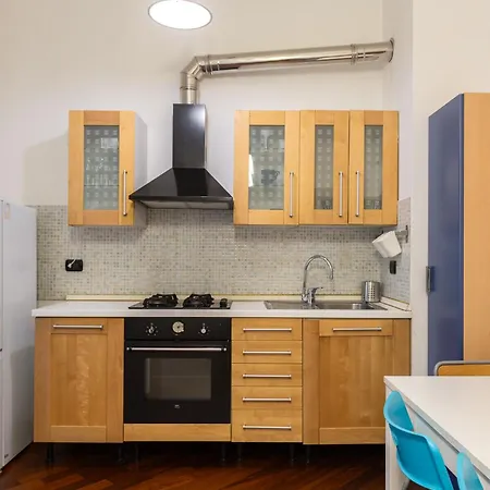 Apartament Bicocca Comfort - Free Parking - Near M5 Metro *