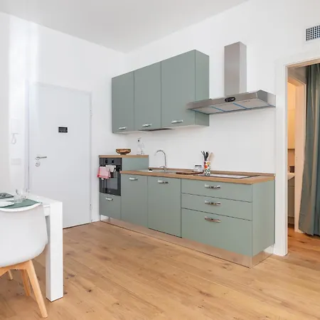 Apartament Business - San Babila & Court Mediolan