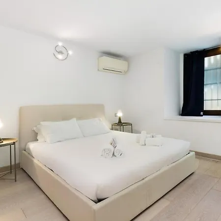 Apartament Direct Metro Link To Milan's Duomo Free Parking - G007 Mediolan