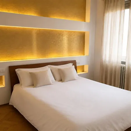 Apartament Luxury 200 Sqm With Luxury Terrace In Porta Venezia Mediolan